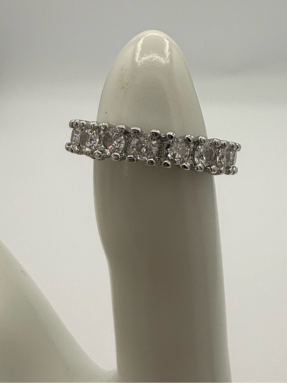 Sparkling Sz 6 Silver Tone Full Eternity Band Clear Stones Ring Wedding Elegant